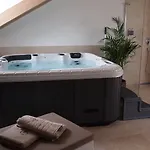Hotel Heritage Life Palace