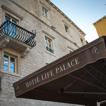 Heritage Life Palace