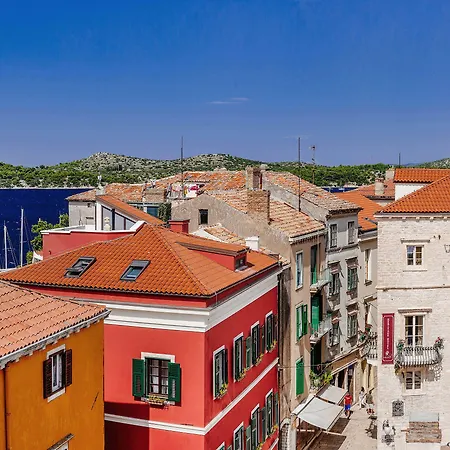 Heritage Life Palace Hotel 4*