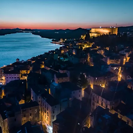 Hotel Heritage Life Palace