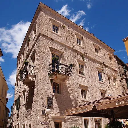 Heritage Life Palace