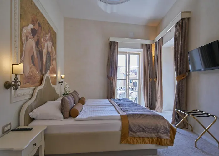 Heritage Life Palace Hotel 4*