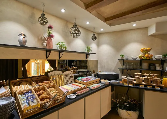 Heritage Life Palace Hotel 4*