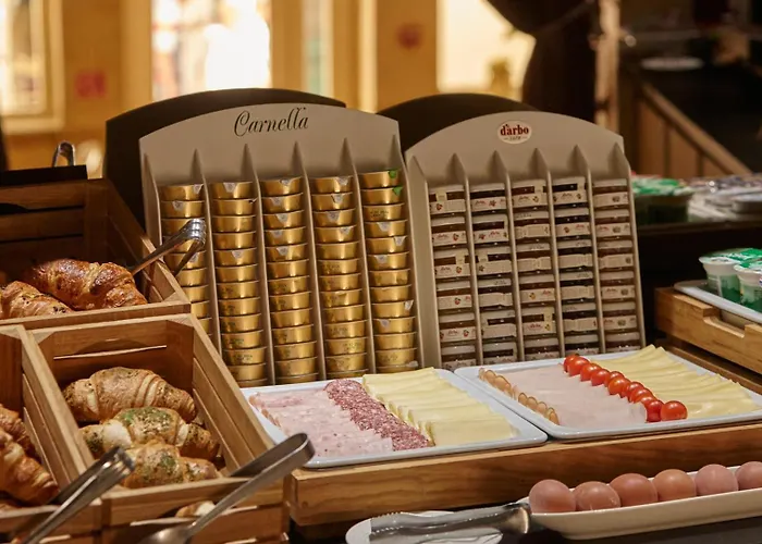 Hotel Heritage Life Palace 4*