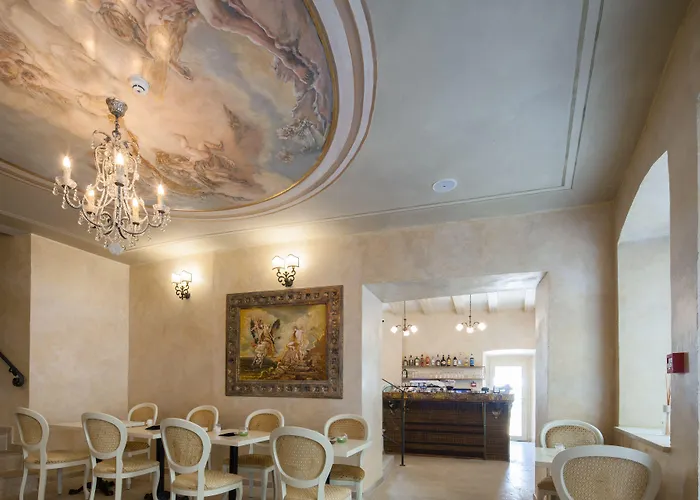 Hotel Heritage Life Palace 4*