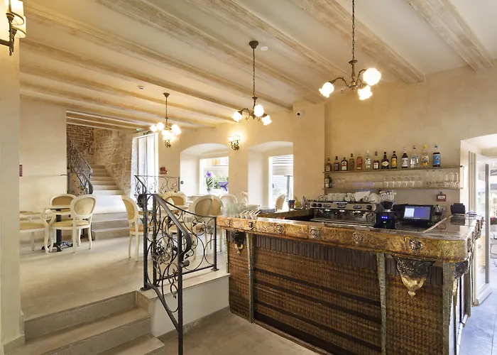 Hotel Heritage Life Palace 4*