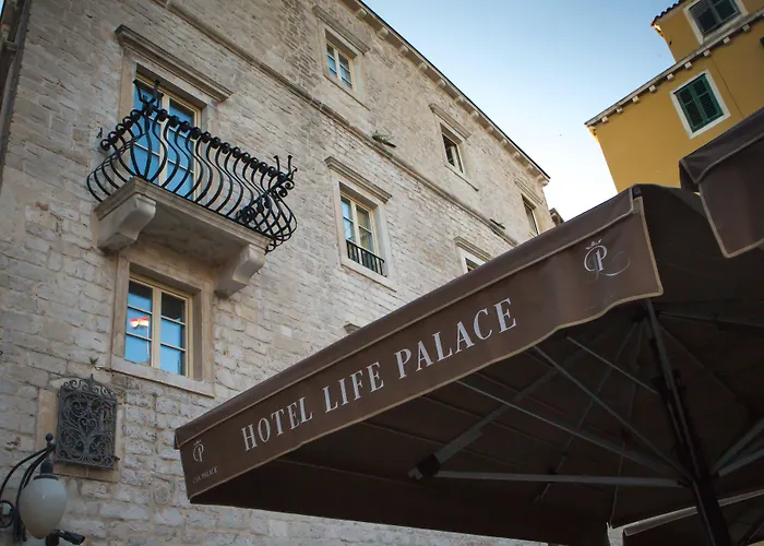 Heritage Life Palace