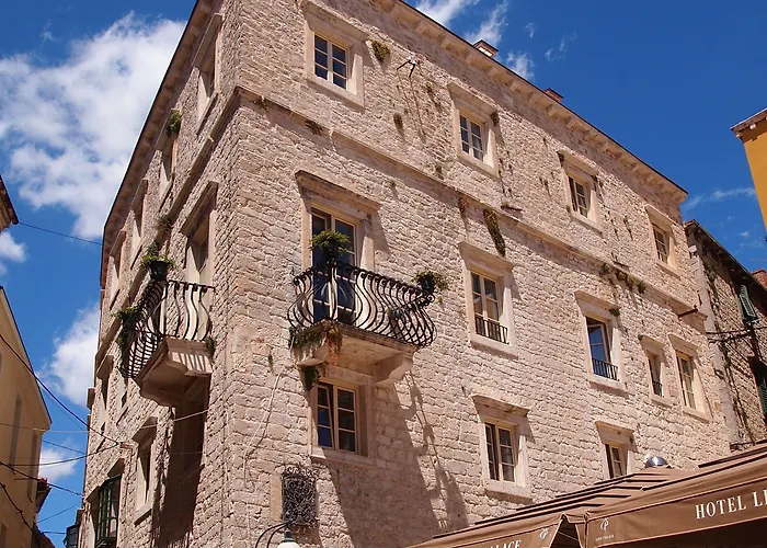 Heritage Life Palace